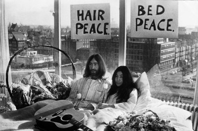 2014johnlennon_yokoono_getty104402998120314